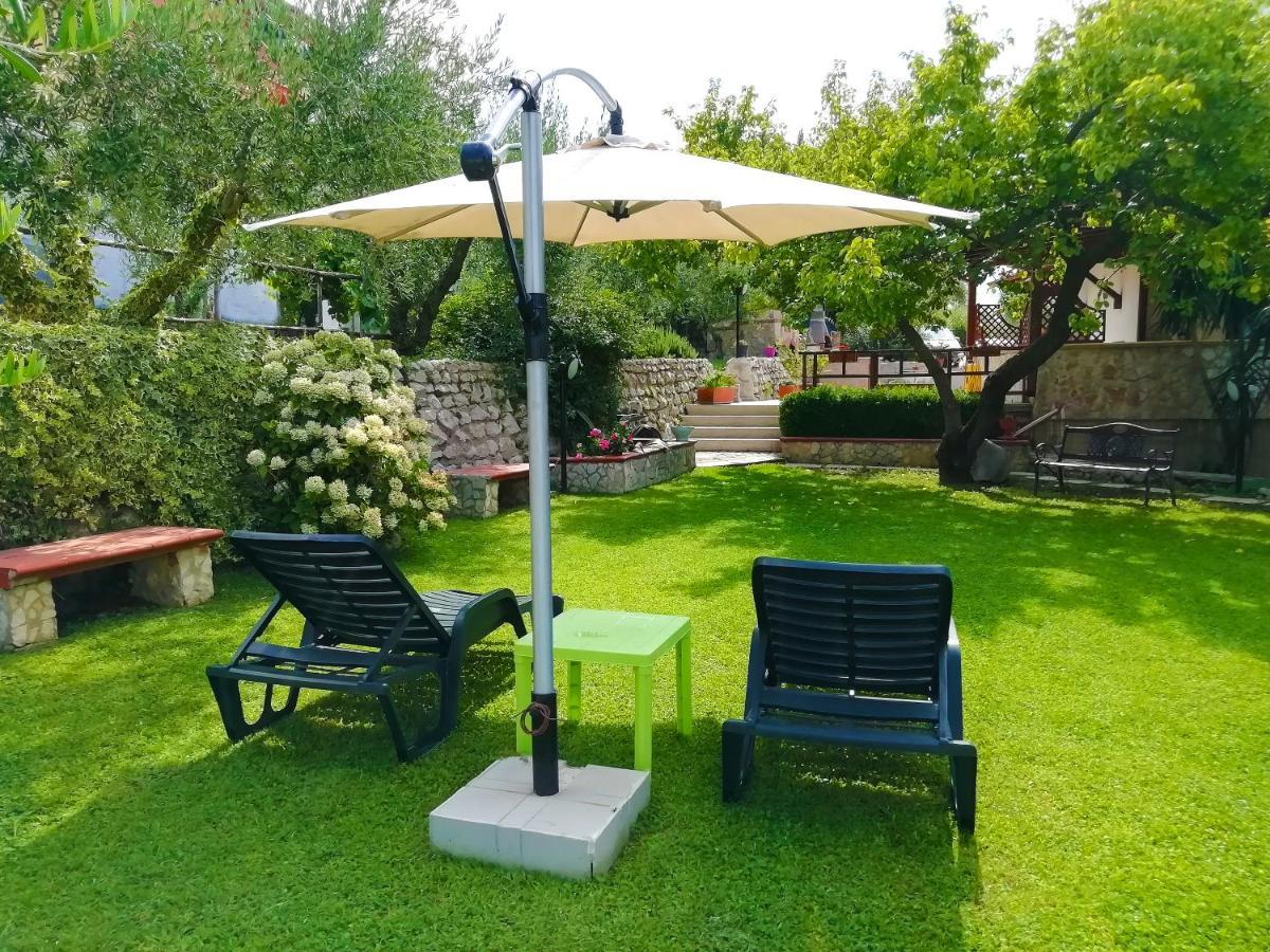 B&B Maison Villa Vittorio Avella 외부 사진